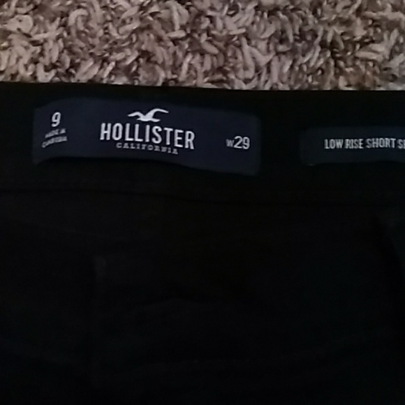 Hollister Shorts - Picture 2 of 3